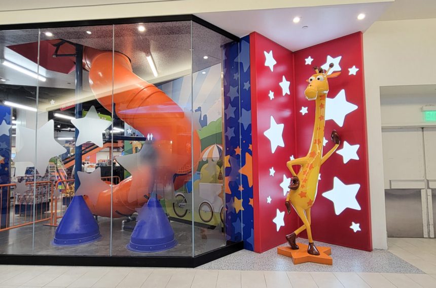 SOCO Construction- Toys ‘R’ Us Fit-Out