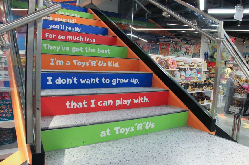 SOCO Construction- Toys ‘R’ Us Fit-Out